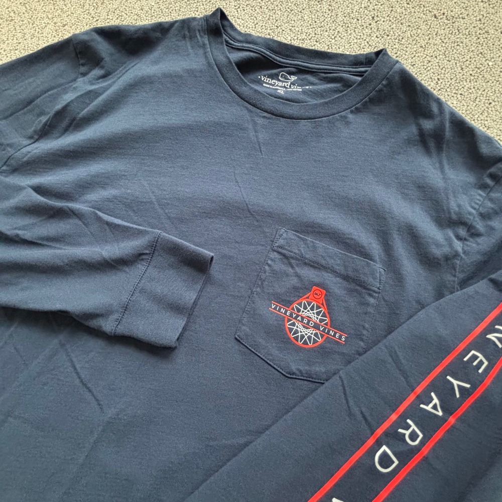 Vineyard Vines Long Sleeve T-Shirt XL Navy Basketball Graphic Pocket Tee Preppy